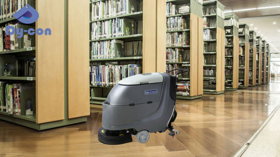 غسول أرضيات مكتبة هادئة مع نظام القيادة بمساعدة الفرشاة 18 بوصة / 20 بوصة الفرشاة إغلاق تلقائي تنظيف لطيف